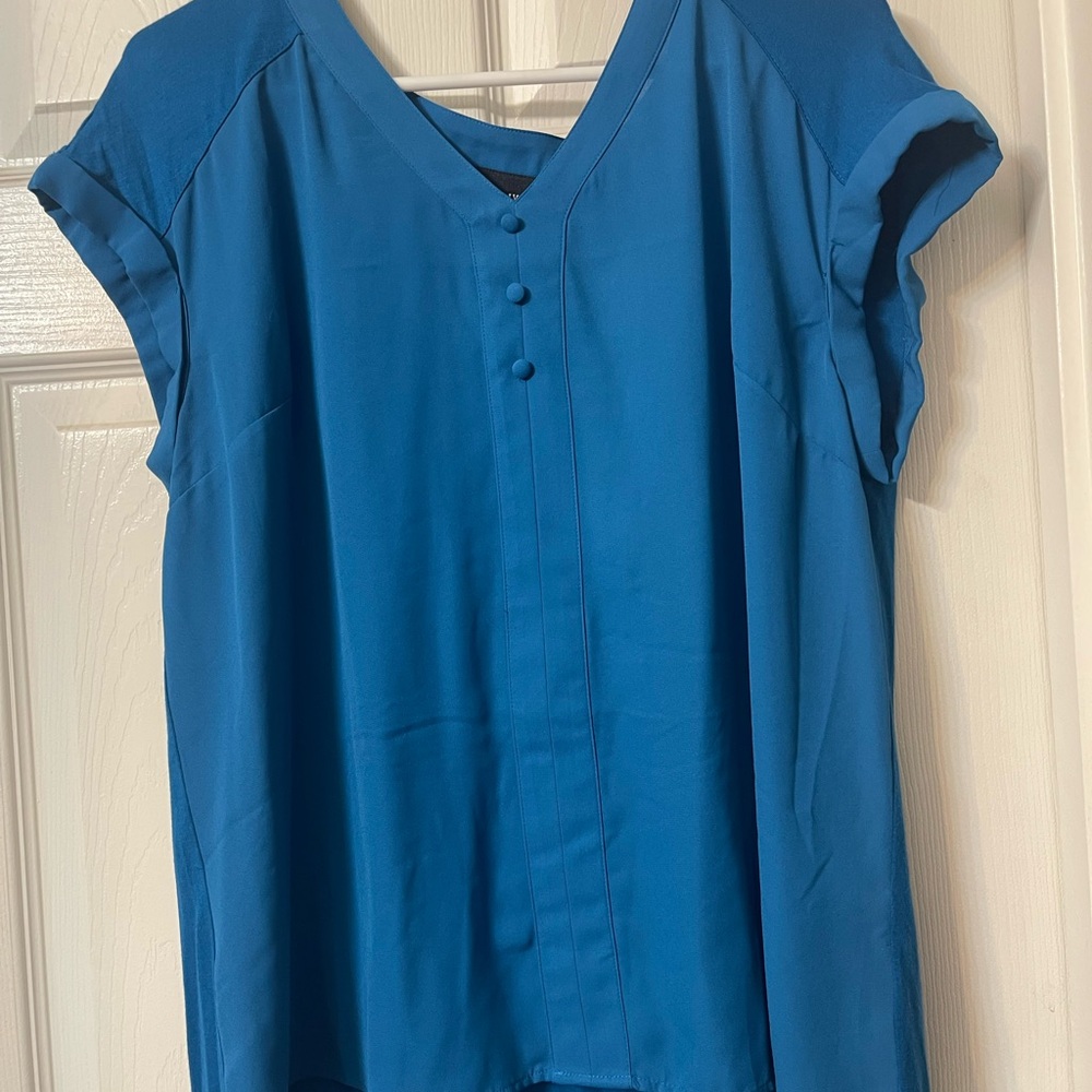 Chic Blue Button-Detail Women's Blouse